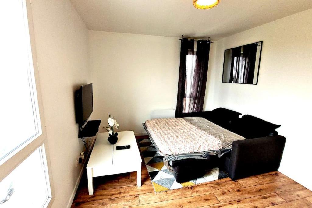 Logement Entier : Appartement Montévrain Exteriér fotografie